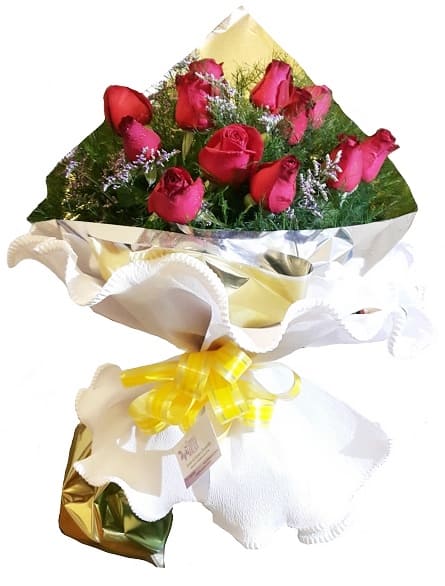 Imagen de Amor italiano Descripcion: Ramo de 12 rosas con papel cristal en plateado o dorado , crepé, dedicatoria, moño y decoraciones.

 


 

 