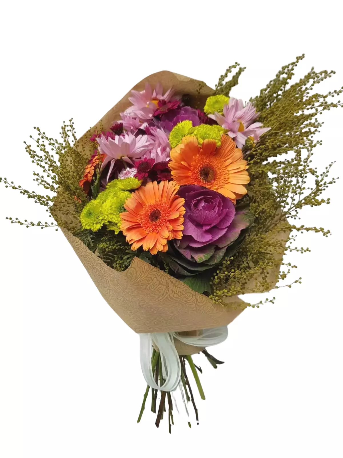 Imagen de Amor imponente Descripcion: Ramo variado pequeño con papel tela, moño de razo, flores de estacion: gerberas, margaritas yoko ono etc. 